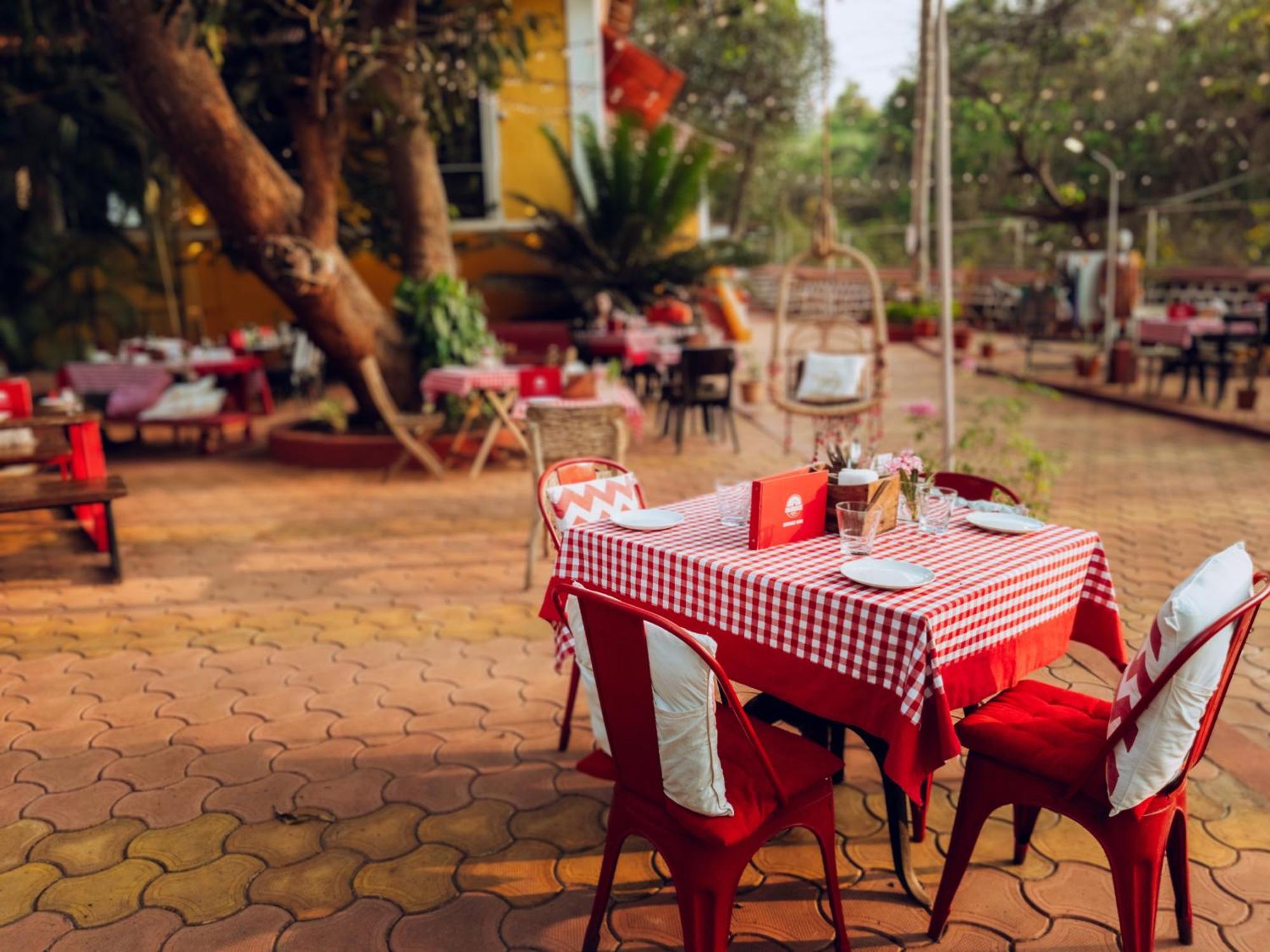 Casa Do Leao A 150 Year Old Portuguese Home Nerul  Eksteriør billede